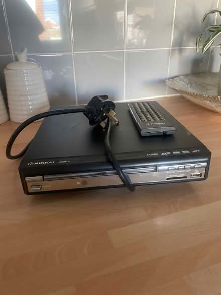 Photo of free Nikki DVD Player (Sidcup DA15) #1