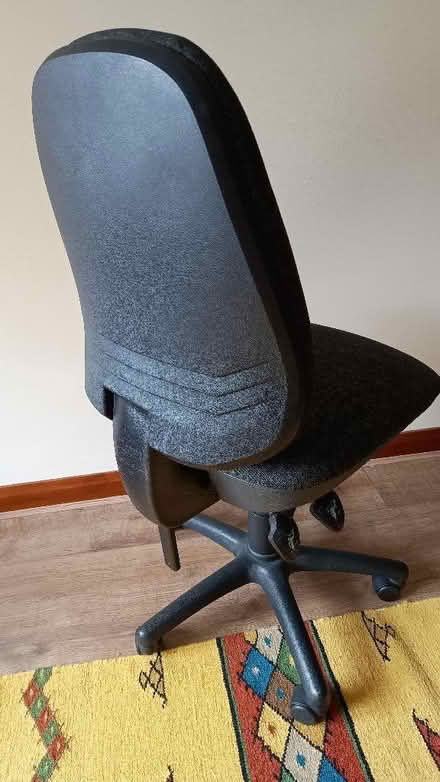 Photo of free Office chair (Storth LA7) #2