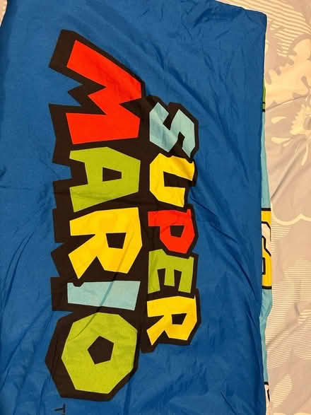 Photo of free 4 single duvet cover sets & 2 blankets (Campbell Park MK9) #4