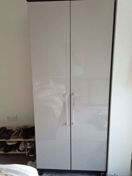 Photo of free Wardrobe with matching Drawers (Dover CT16) #1