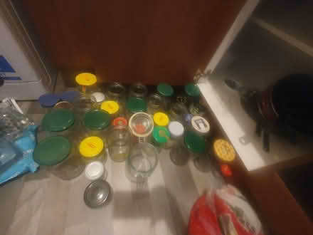 Photo of free jars (Wa87rw) #1