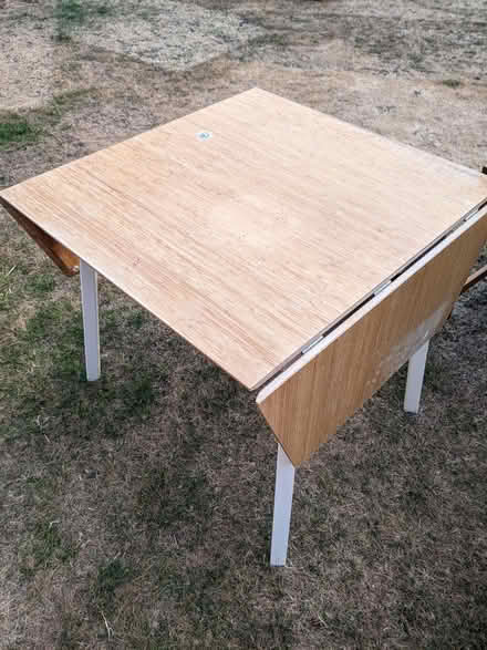 Photo of free Table - extenable (Kennington OX1) #1