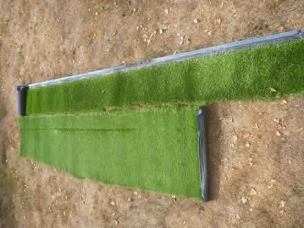 Photo of free Offcuts of Artificial grass (Bracknell RG12) #1