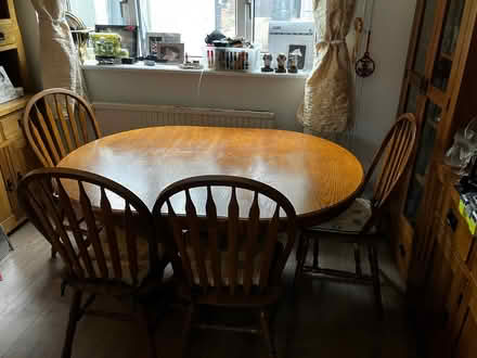 Photo of free Oval table and 4 chairs (Parkstreet AL2) #1