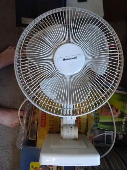 Photo of free 14" Honeywell fan (Creekmoor BH17) #1