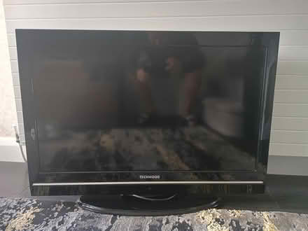 Photo of free 32 inch Techwood TV (Water Orton) #4