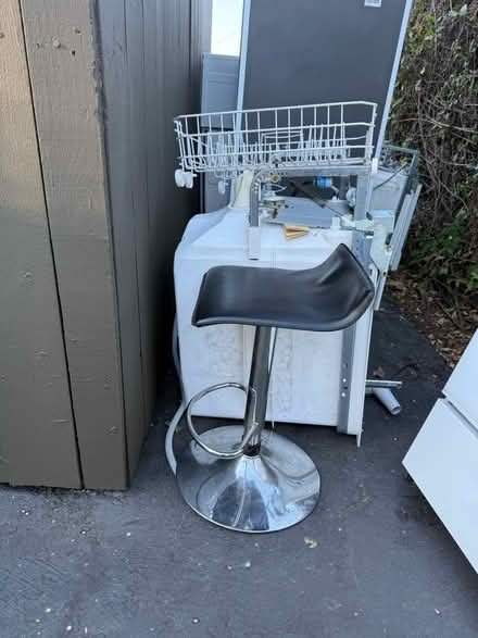 Photo of free Chrome bar stool w foot rest (1075 Valencia Avenue) #1