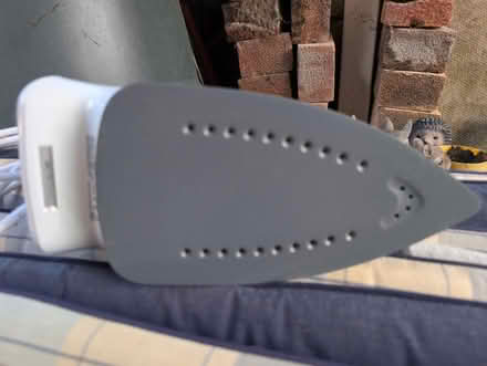 Photo of free Iron (Woodley RG5) #4