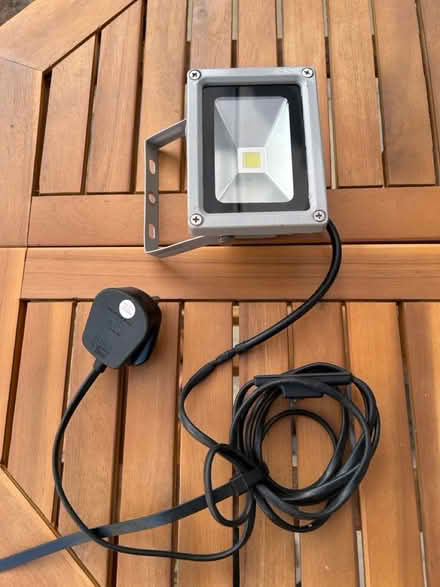 Photo of free LED Floodlight (Bristol BS4) #1
