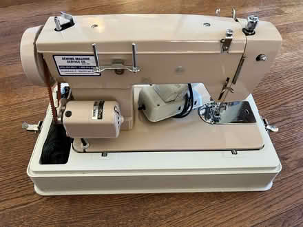 Photo of free Vintage Sewing Machine & Cover/Case (East Capitol Hill Miller Park) #2