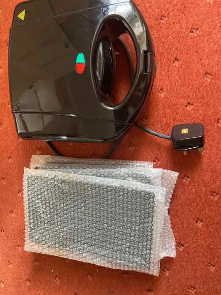 Photo of free Multi plate toaster (Me19 5) #1