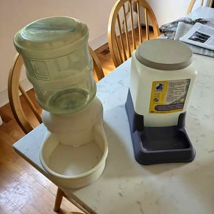 Photo of free Assorted items (Lake Cook and Rte 41) #3