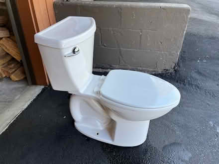 Photo of free toilet (Mammoth Lakes) #1