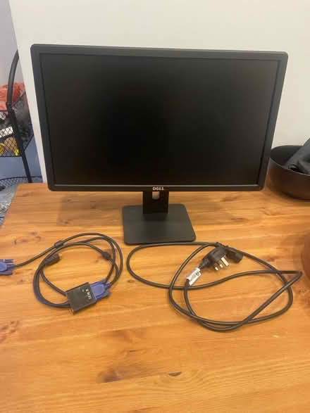Photo of free 22 inch Dell Monitor (Wood Green N15) #1