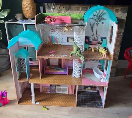 Photo of free Dolls house (Dartford DA1) #1