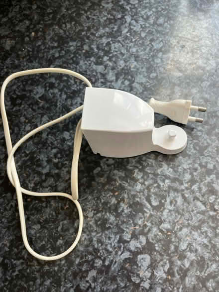 Photo of free Braun Electric Toothbrush charger (Mitcham CR4) #2