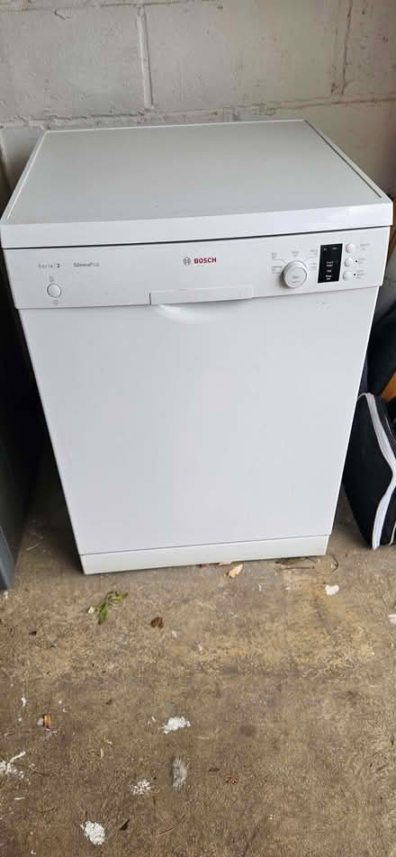 Photo of free Bosch dishwasher full working order (Littlehampton BN17) #1