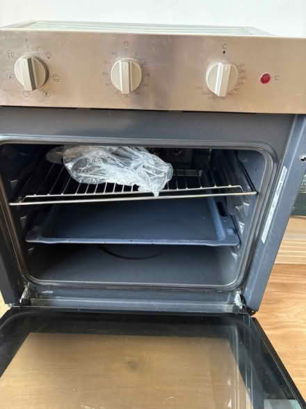 Photo of free Oven (Wakefield WF3) #3