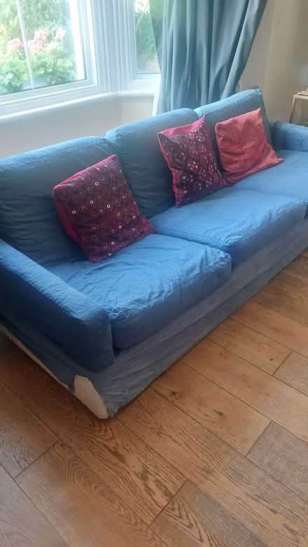 Photo of free 3 seater sofa (North Abingdon OX14) #1