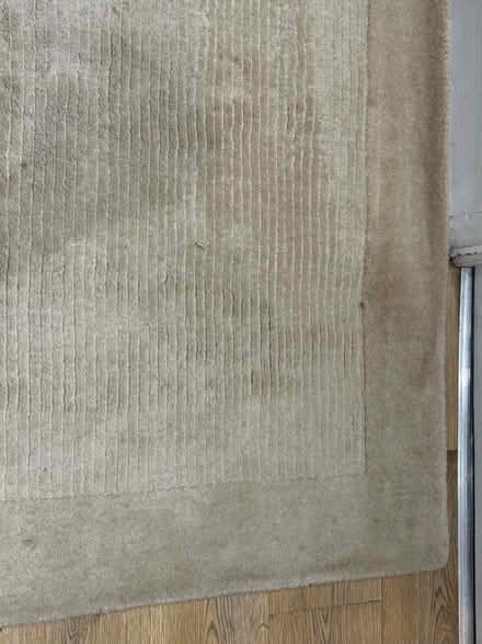 Photo of free Light beige floor rug, 2 × 3 metres (Romford RM1 2) #2