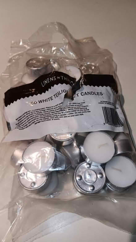 Photo of free Tea light candles (19095) #2