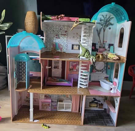 Photo of free Dolls house (Dartford DA1) #2