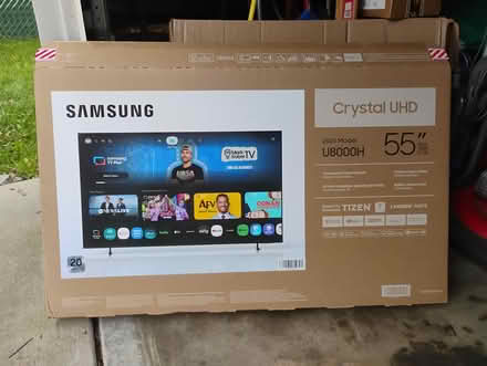 Photo of free empty 55 in tv box (60506) #1