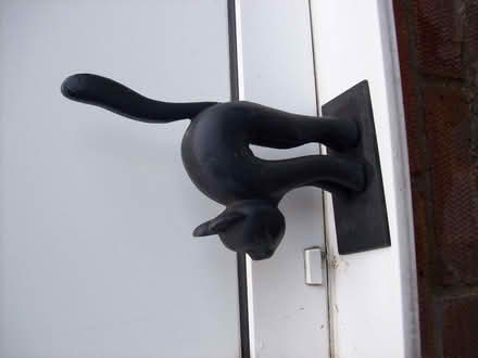 Photo of free A heavy door stop shaped like a cat (Prestbury GL52) #1