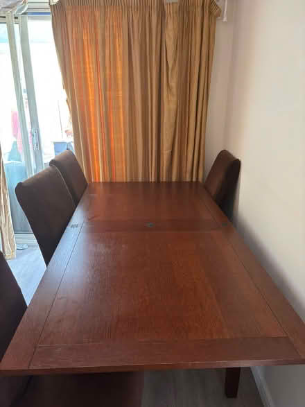 Photo of free Extendable dining table (GU14) #1