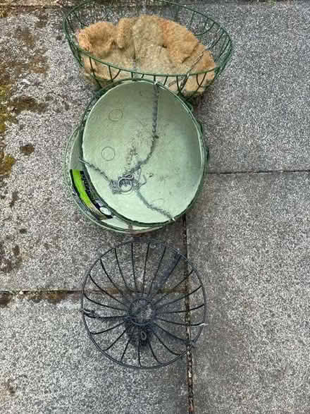 Photo of free Hanging baskets (Sevenoaks TN13) #1