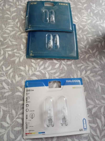 Photo of free Halogen light bulbs (Horsham, RH13 5) #1