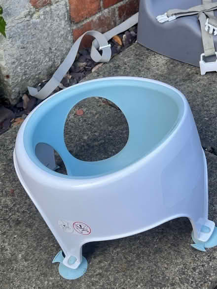 Photo of free Baby/toddler bath seat (West Oxfordshire OX28) #1