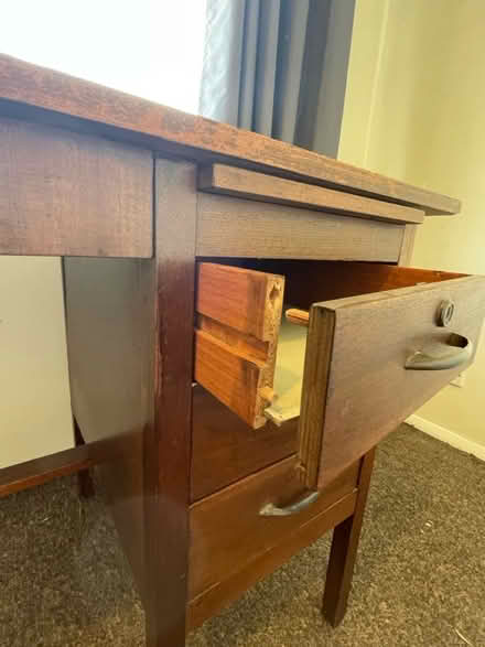 Photo of free Desk (Bath BA2) #1