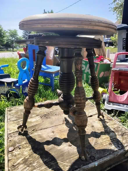 Photo of free Antiques (M2J1Y3) #1
