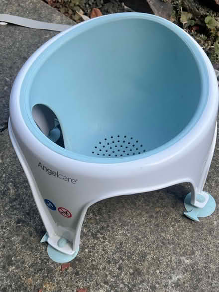 Photo of free Baby/toddler bath seat (West Oxfordshire OX28) #2