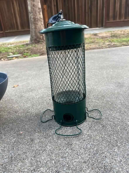 Photo of free Bird feeder (Sunnyvale) #1