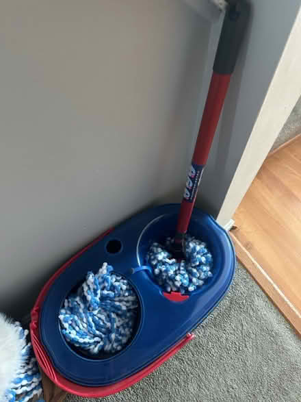 Photo of free O-Cedar mop system (Crofton) #1