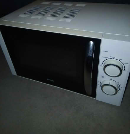 Photo of free Microwave (SO24 New Alresford) #1
