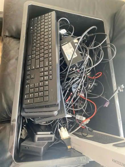 Photo of free Computer cables and accessories (Golborne WA3) #1