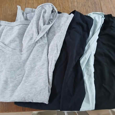 Photo of free 4 Ladies Short Sleeved Med T-Shirts (HA5 Eastcote Pinner) #1
