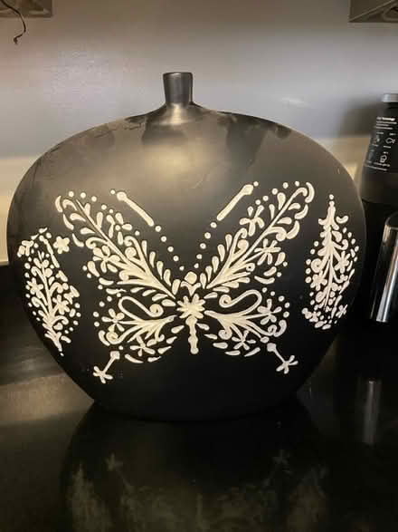 Photo of free Decorative vase (Sherwood NG5) #1