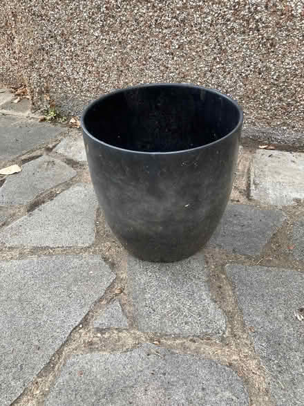 Photo of free Plant pot (Bexleyheath DA6) #1