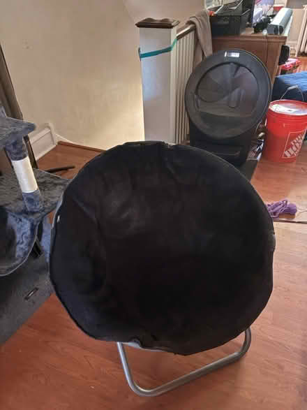 Photo of free Folding arm chair (Elkins Park Train Station) #1