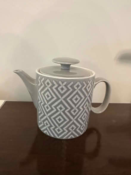 Photo of free Ceramic tea pot (Burlington) #1