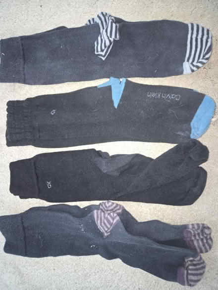 Photo of free Mens Socks x 4 Pairs Navy (Round Green LU2) #1