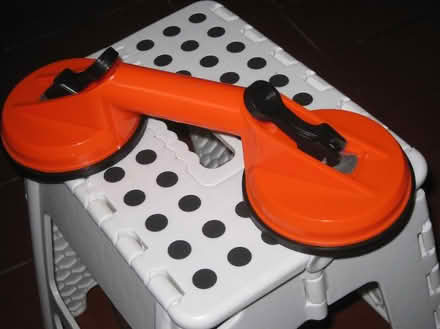 Photo of free Double Cup Suction Lifter (Cromer NR27) #2
