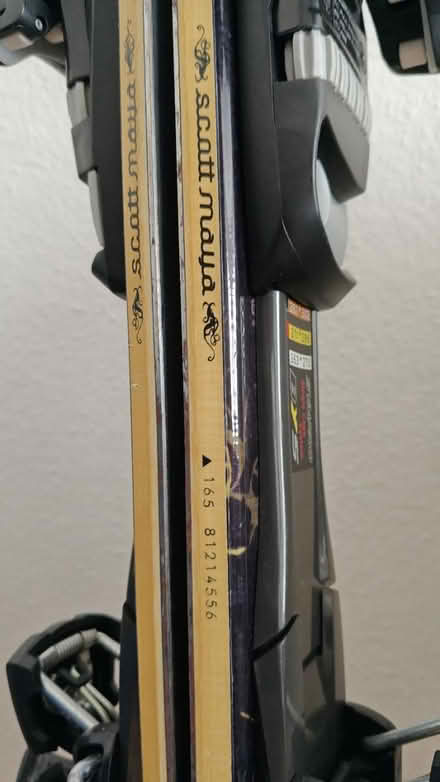 Photo of free Pair of skis. 1.65m (Stockwell SW9) #2
