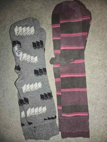Photo of free Mens Socks x 4 Pairs (Round Green LU2) #2