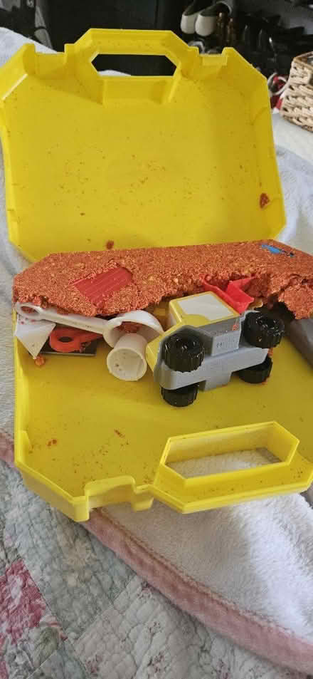 Photo of free Little tikes moon sand toy (Hook RG27) #1