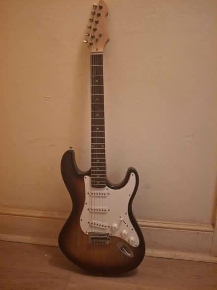 Photo of free electric guitar (City of Bristol BS4) #1